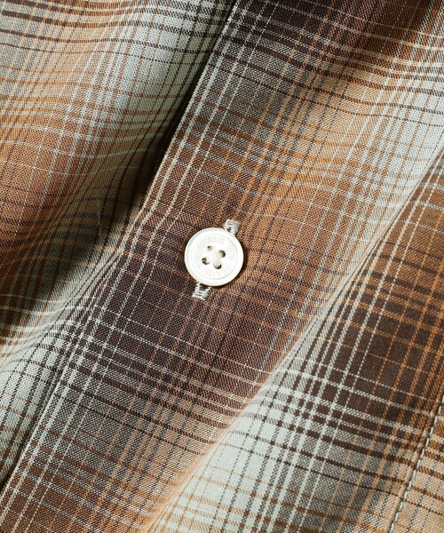 BEAMS（ビームス）の「BEAMS / オンブレチェック イージー シャツ（シャツ/ブラウス・メンズ・ブラウン/グレー・L/M/S/XL）」の22枚目の写真