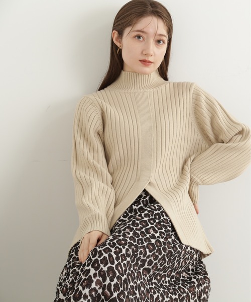 N.(N. Natural Beauty Basic)(エヌエヌナチュラルビューティーベーシック)の「◆フロントヘムスリットニット(ニット/セーター・レディース・アイボリー/チャコール/ブルー・MEDIUM)」の10枚目の写真