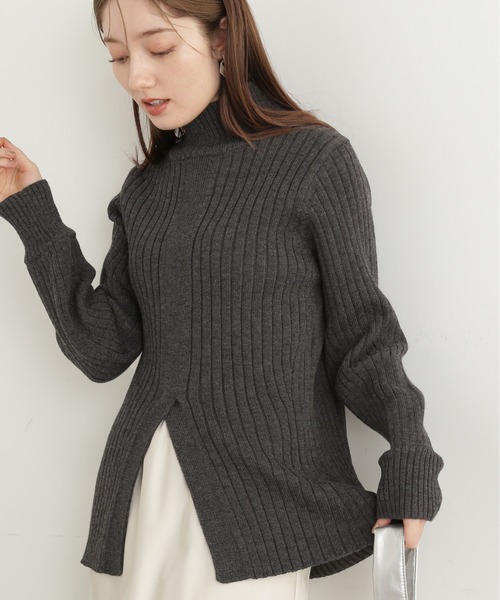 N.(N. Natural Beauty Basic)(エヌエヌナチュラルビューティーベーシック)の「◆フロントヘムスリットニット(ニット/セーター・レディース・アイボリー/チャコール/ブルー・MEDIUM)」の15枚目の写真