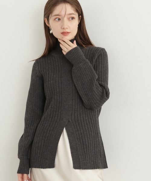 N.(N. Natural Beauty Basic)(エヌエヌナチュラルビューティーベーシック)の「◆フロントヘムスリットニット(ニット/セーター・レディース・アイボリー/チャコール/ブルー・MEDIUM)」の16枚目の写真