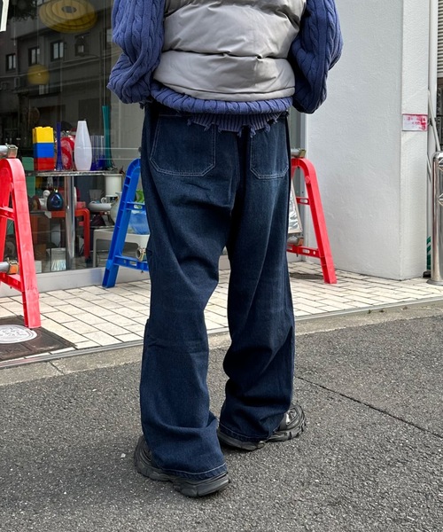 Never mind the XU / Chikashitsu+（ネバーマインド ザ エックスユー / チカシツプラス）の「【nmtc+】parachute denim pants / 【エヌエムティーシープラス】パラシュートデニムパンツ（デニムパンツ・メンズ・ブルー/ブラック・L/M）」の5枚目の写真