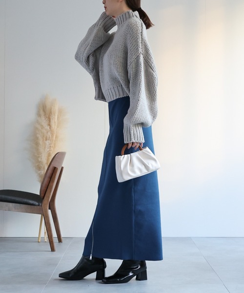 sakishimatokyo(サキシマトーキョー)の「ロービングハイネック クロップド丈プルオーバー(ニット/セーター・レディース・イエロー/オフホワイト/ブルー/グレー/ブラック・FREE)」の22枚目の写真