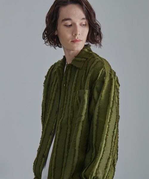 Revo.（レボ）の「【Revo.】フリンジストライプロングスリーブシャツ/メンズ（シャツ/ブラウス・メンズ・カーキ/ブラック/ホワイト・L/M）」の16枚目の写真