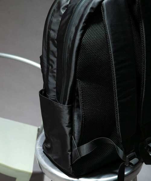 URBAN RESEARCH（アーバンリサーチ）の「『撥水』C.L.F BACK PACK（バックパック/リュック・メンズ・ブラック・FREE）」の3枚目の写真