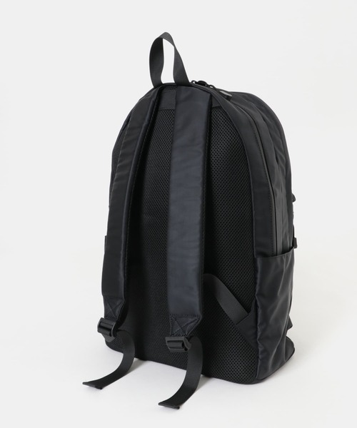 URBAN RESEARCH（アーバンリサーチ）の「『撥水』C.L.F BACK PACK（バックパック/リュック・メンズ・ブラック・FREE）」の6枚目の写真