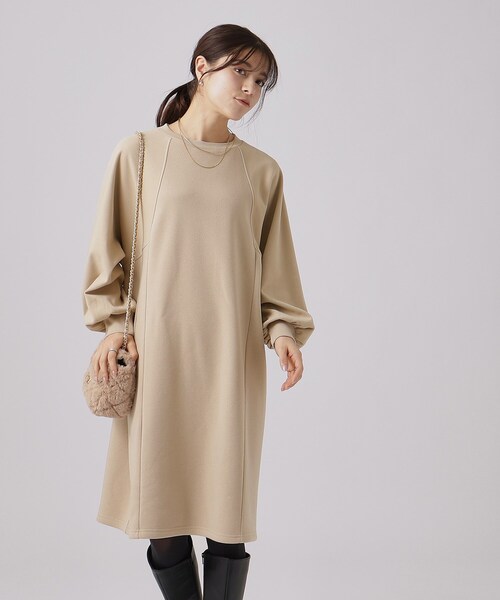 SHOO・LA・RUE（シューラルー）の「◆【洗える】裏地あったか 切替スウェットワンピース【SHOO WARM】（ワンピース・レディース・ベージュ/ライトグレー/ブラック・00）」の8枚目の写真