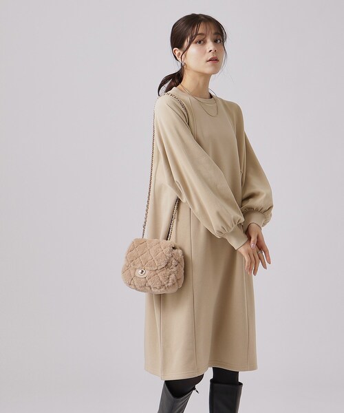 SHOO・LA・RUE（シューラルー）の「◆【洗える】裏地あったか 切替スウェットワンピース【SHOO WARM】（ワンピース・レディース・ベージュ/ライトグレー/ブラック・00）」の9枚目の写真