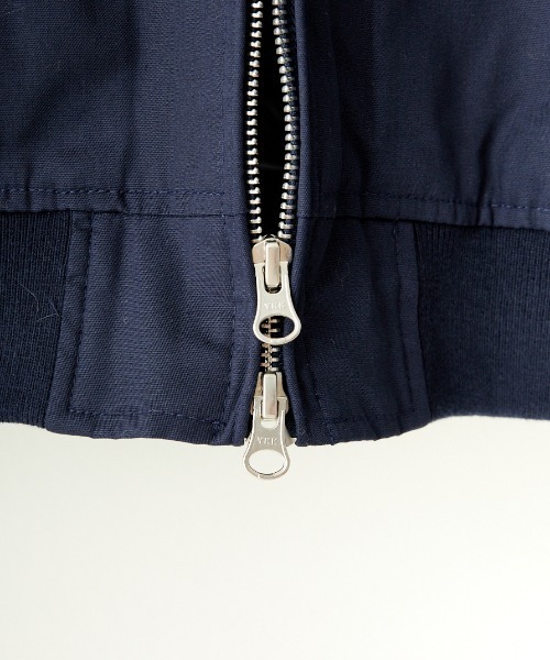 The Endless Summer（エンドレスサマー）の「[THE ENDLESS SUMMER/エンドレスサマー] 別注 TES バックプリントブルゾン（ブルゾン・レディース・ブラック/ネイビー・M/L）」の10枚目の写真