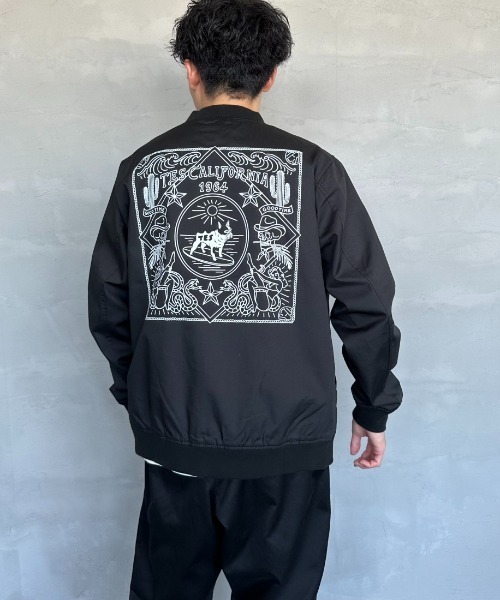 The Endless Summer（エンドレスサマー）の「[THE ENDLESS SUMMER/エンドレスサマー] 別注 TES バックプリントブルゾン（ブルゾン・レディース・ブラック/ネイビー・M/L）」の17枚目の写真