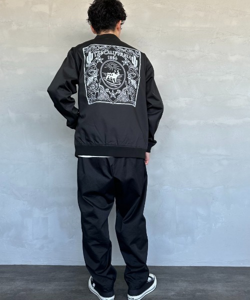 The Endless Summer（エンドレスサマー）の「[THE ENDLESS SUMMER/エンドレスサマー] 別注 TES バックプリントブルゾン（ブルゾン・レディース・ブラック/ネイビー・M/L）」の20枚目の写真