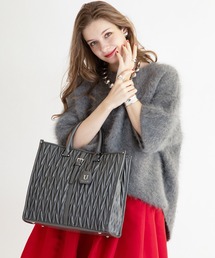 U（ユー）の「ムー ジュリアングル トートバッグ Lサイズ/ショルダー付き（ビジネスバッグ）」