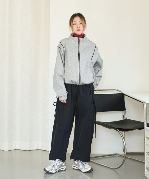 UNE MANSION（ユヌマンション）の「【男女兼用/UNISEX】【オーバーサイズ】メンズライクスポーティーカーゴサイドリボンナイロンプルオンパンツ（カーゴパンツ・レディース・ホワイト/ピンク/ブラック/グレー・FREE）」の17枚目の写真