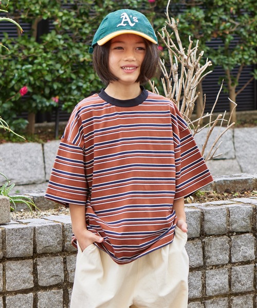 PAIRMANON STREET（ペアマノンストリート）の「【PAIRMANON STREET】アソート マルチボーダー ビッグシルエット 半袖 Tシャツ（Tシャツ/カットソー・キッズ・ブラック系その他/オレンジ系その他/グリーン系その他/ブルー系その他/ピンク系その他/ブラウン系その他/イエロー系その他/ホワイト系その他・100/110/120/130/140/150/90）」の3枚目の写真