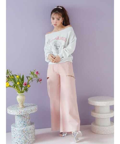 CALNAMUR(カルナムール)の「【CALNAMURコラボ】カルミアプリント オフショルダー プルオーバー(スウェット・レディース・グレー/ネイビー/イエロー・FREE)」の6枚目の写真