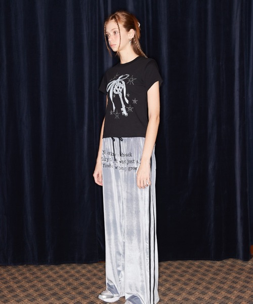LUVISTRUE(ラヴイズトゥルー)の「NM KEY TEE(Tシャツ/カットソー・レディース・ホワイト/チャコールグレー/ブラック・FREE)」の5枚目の写真