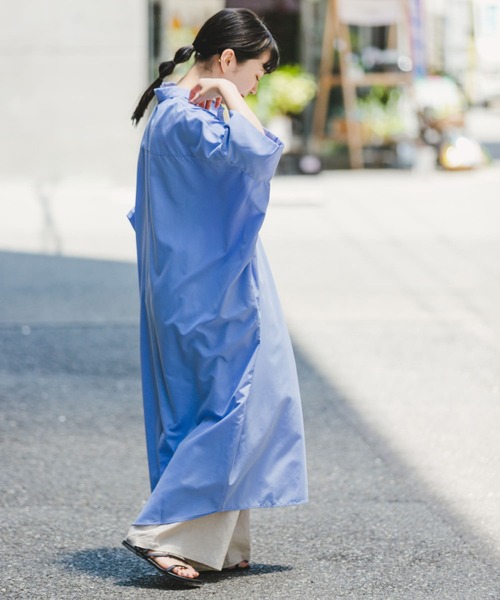 ITEMS URBANRESEARCH(アイテムズ アーバンリサーチ)の「ドルマンシャツワンピース(ワンピース・レディース・ブルー/グレー系その他/チャコールグレー・FREE)」の18枚目の写真