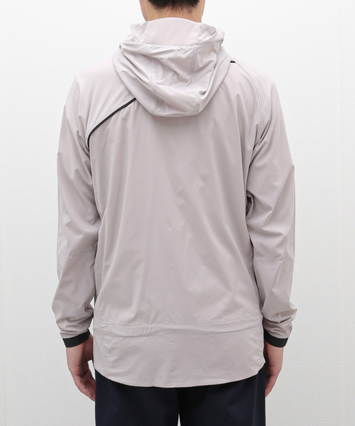 KLATTERMUSEN(クレッタルムーセン)の「KLATTERMUSEN / クレッタルムーセン Nal Hooded Jacket Ms 40652M11(マウンテンパーカー・メンズ・ブラック/レッド系その他・MEDIUM/SMALL)」の6枚目の写真