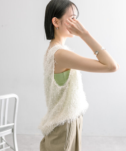 mystic（ミスティック）の「【3色展開】シャギータンク（ベスト・レディース・ブラック/グレー/オフホワイト・FREE）」の9枚目の写真