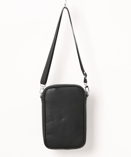 An+u（アンユー）の「PVCショルダーバッグ（ショルダーバッグ・レディース・ホワイト/ブラック・ONE SIZE）」の7枚目の写真