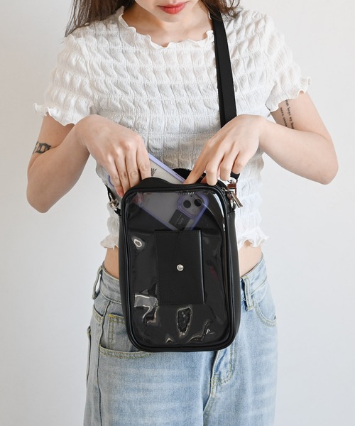 An+u（アンユー）の「PVCショルダーバッグ（ショルダーバッグ・レディース・ホワイト/ブラック・ONE SIZE）」の12枚目の写真