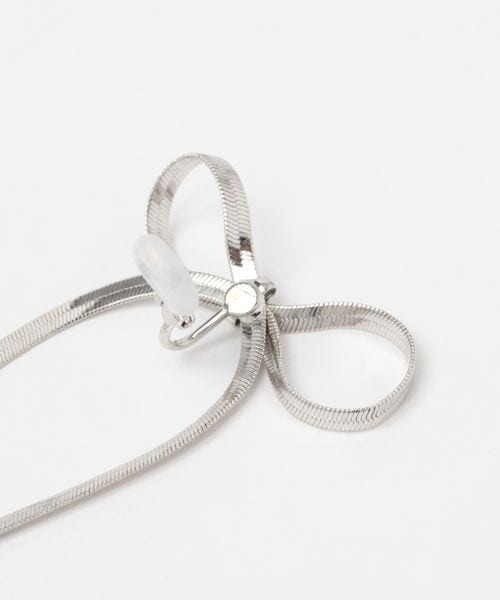 LOWRYS FARM（ローリーズファーム）の「リボンスネークイヤリング 115242（イヤリング・レディース・シルバー/ゴールド・FREE）」の3枚目の写真