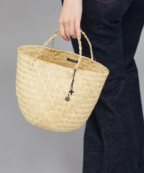 OJO DE MEX（オホデメックス）の「OJO DE MEX/オホデメックス Rollo palma tote トートバッグ かごバッグ（かごバッグ・レディース・ネイビー/ナチュラル/グリーン/ゴールド・FREE）」の3枚目の写真