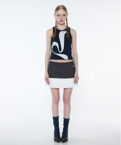 ミニスカート LUV IS TRUE CURVED L PLEATS SKIRT 4BTR1085 LUV IS TRUE CURVED L PLEATS SKIRT 4BTR1085 (LUV IS TRUE/ミニ