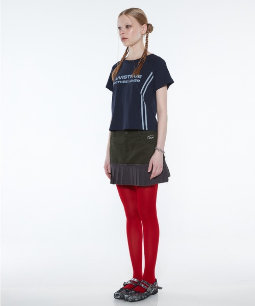 LUVISTRUE(ラヴイズトゥルー)の「CURVED L PLEATS SKIRT(スカート・レディース・チャコールグレー/カーキ・MEDIUM/SMALL)」の9枚目の写真