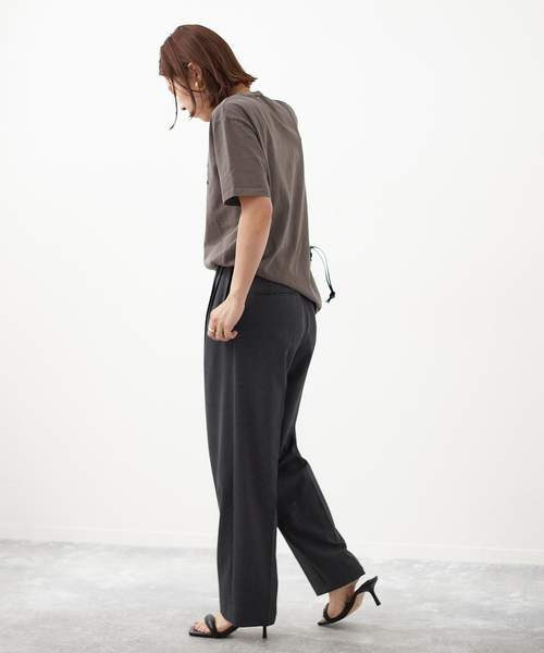 MIXTA(ミクスタ)の「《追加2》《別注》【MIXTA/ミクスタ】BALANCE CREW T-SHIRTS:Tシャツ(Tシャツ/カットソー・レディース・アイボリー/ブラック・MEDIUM)」の10枚目の写真