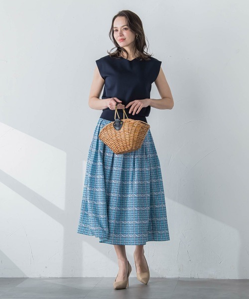 Viaggio Blu(ビアッジョブルー)の「LUCINDA前後2wayプルオーバー≪手洗い可能≫(ニット/セーター・レディース・ネイビー/ホワイト/ブルー/シルバー系その他/ブラウン/グリーン・M)」の13枚目の写真