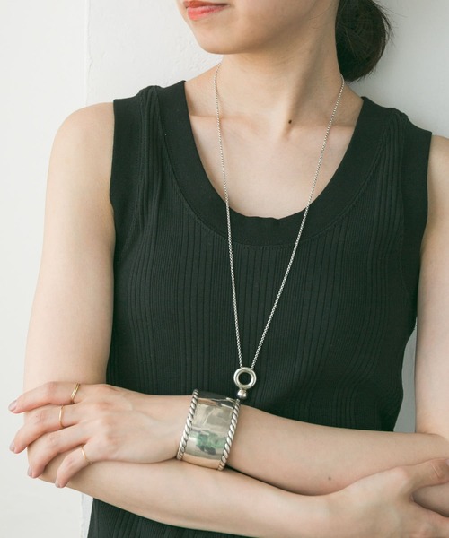 URBAN RESEARCH（アーバンリサーチ）の「『MADE IN JAPAN』Uネックリブタンクトップ（Tシャツ/カットソー・レディース・ブラウン/ブラック/ベージュ系その他・FREE）」の4枚目の写真