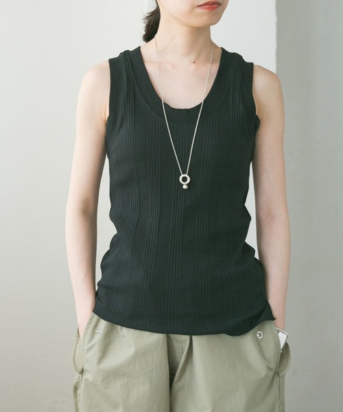 URBAN RESEARCH（アーバンリサーチ）の「『MADE IN JAPAN』Uネックリブタンクトップ（Tシャツ/カットソー・レディース・ブラウン/ブラック/ベージュ系その他・FREE）」の5枚目の写真