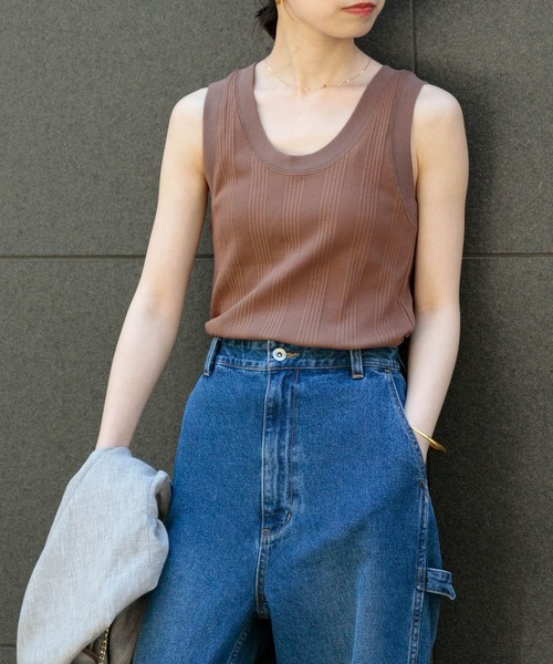URBAN RESEARCH（アーバンリサーチ）の「『MADE IN JAPAN』Uネックリブタンクトップ（Tシャツ/カットソー・レディース・ブラウン/ブラック/ベージュ系その他・FREE）」の9枚目の写真