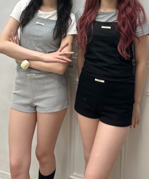 FCMM（エフシーエムエム）の「FCMM BASIC CAMISOLE/エフシーエムエムベーシックキャミソール（キャミソール・レディース・ブラック/グレー/ホワイト・SMALL/MEDIUM）」の4枚目の写真