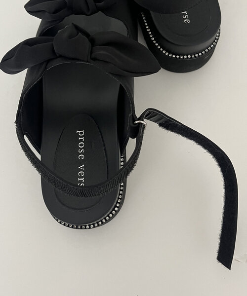 prose verse（プロズヴェール）の「ダブルリボン厚底ビジューサンダル（サンダル・レディース・ブラック/ブラック系その他・SMALL/MEDIUM/LARGE/X-LARGE）」の4枚目の写真