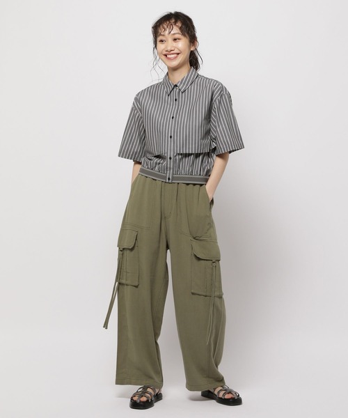 niko and...（ニコアンド）の「ウエストゴムレイヤードシャツ（シャツ/ブラウス・レディース・ライトブルー/オフホワイト/チャコール・MEDIUM/LARGE）」の11枚目の写真