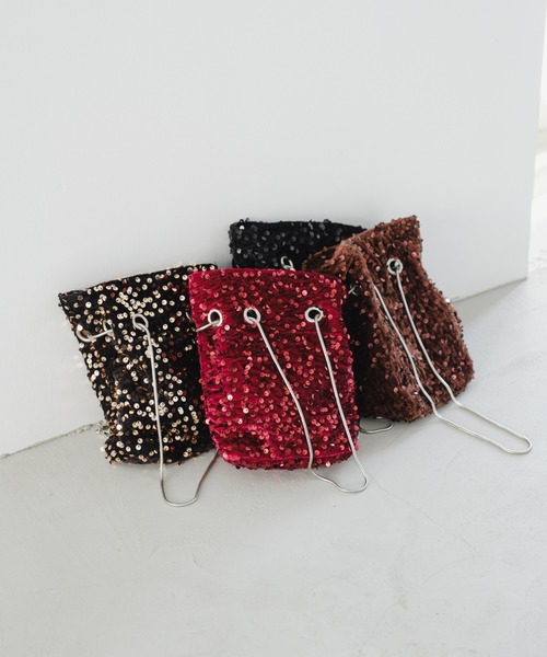 Kastane(カスタネ)の「【WEB限定カラー】ベロアスパンコールバッグ(ショルダーバッグ・レディース・ブラック/ブラウン/ブラウン系その他/バーガンディー・FREE)」の3枚目の写真