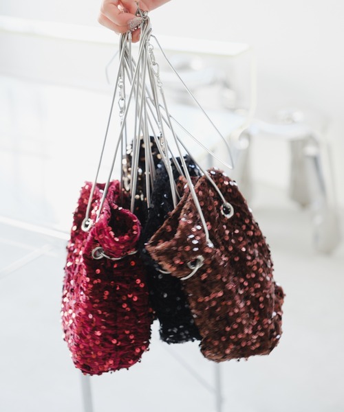 Kastane(カスタネ)の「【WEB限定カラー】ベロアスパンコールバッグ(ショルダーバッグ・レディース・ブラック/ブラウン/ブラウン系その他/バーガンディー・FREE)」の5枚目の写真