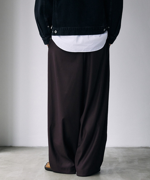 JOURNAL STANDARD(ジャーナルスタンダード)の「TRモダン ワイドスラックス(スラックス・メンズ・チャコールグレー/ブラック/ブラウン・LARGE/MEDIUM)」の19枚目の写真