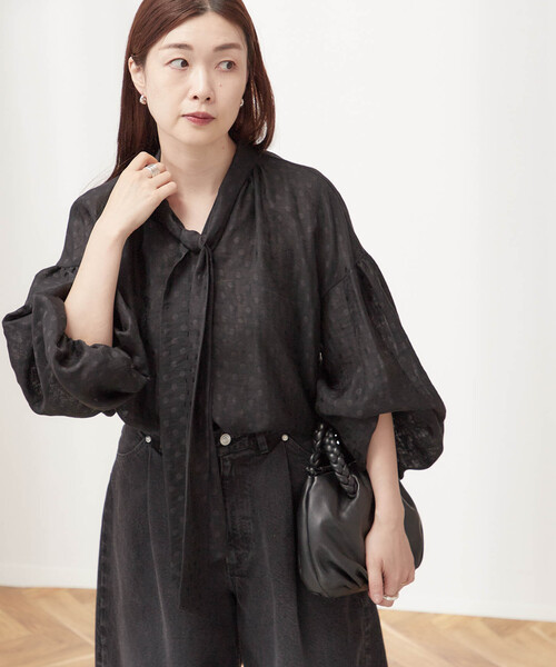 journal standard L'essage(ジャーナルスタンダードレサージュ)の「《追加》IPEKERDOT*フラワー/シアードットボウタイブラウス(シャツ/ブラウス・レディース・ブラック/ネイビー/ブラック系その他・FREE)」の13枚目の写真