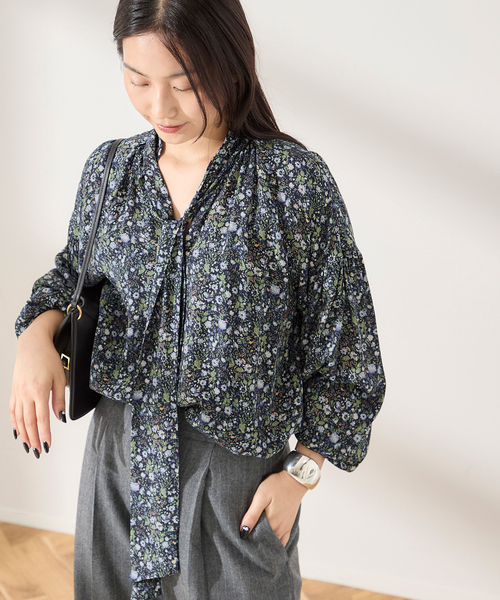 L'ESSAGE JOURNAL STANDARD シアードットボウタイブラウス L'ESSAGE JOURNAL STANDARD シアードットボウタイブラウス