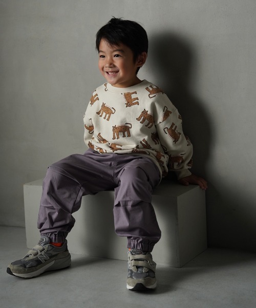 MAKE YOUR DAY（メイクユアデイ）の「アートなヒョウ総柄裏毛トレーナー■80～140cm（スウェット・キッズ・アイボリー/パープル/グリーン・80/90/100/110/120/130/140）」の9枚目の写真