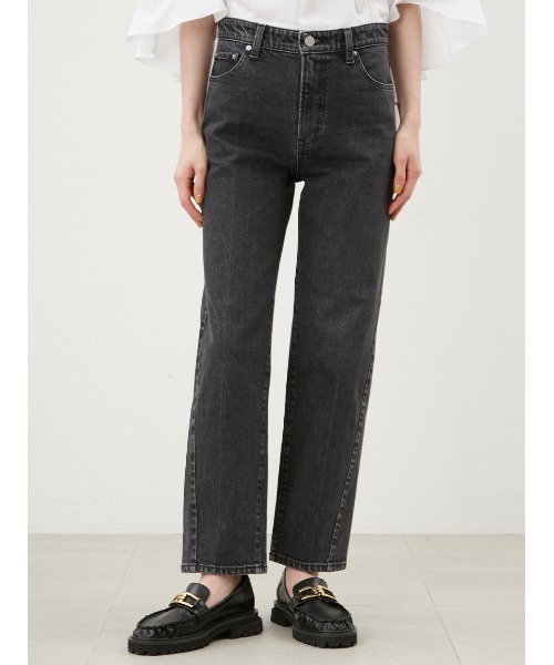 Mila Owen（ミラオーウェン）の「斜行デザインストレートデニムパンツ（デニムパンツ・レディース・アイボリー/ブラック/ブルー・0/1）」の3枚目の写真