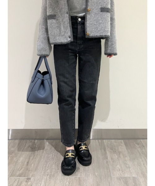 Mila Owen（ミラオーウェン）の「斜行デザインストレートデニムパンツ（デニムパンツ・レディース・アイボリー/ブラック/ブルー・0/1）」の19枚目の写真