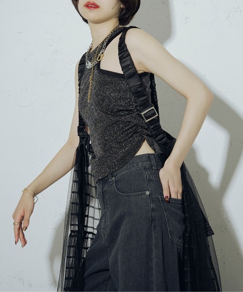 Ezick（エジック）の「Tulle line シャイニーカップ付きタンク（タンクトップ・レディース・シルバー/ブラック・FREE）」の20枚目の写真
