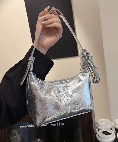 ほぼ未使用 Minga Londonショルダーバッグ グランジ y2k ほぼ未使用 Minga Londonショルダーバッグ グランジ y2k - メルカリ