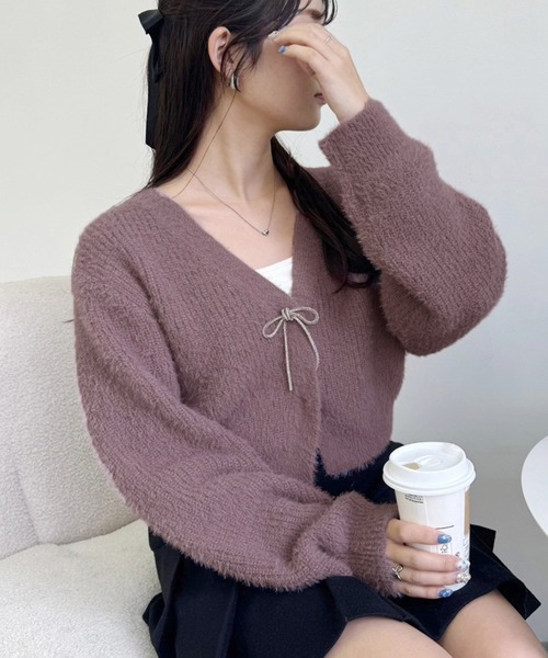one after another NICE CLAUP（ワンアフターアナザーナイスクラップ）の「【WEB限定商品】ビジューリボンカラフルフェザーカーディガン（カーディガン/ボレロ・レディース・ピンク/ベージュ/アイボリー/ブルーグレー/ピンク系その他・FREE）」の5枚目の写真