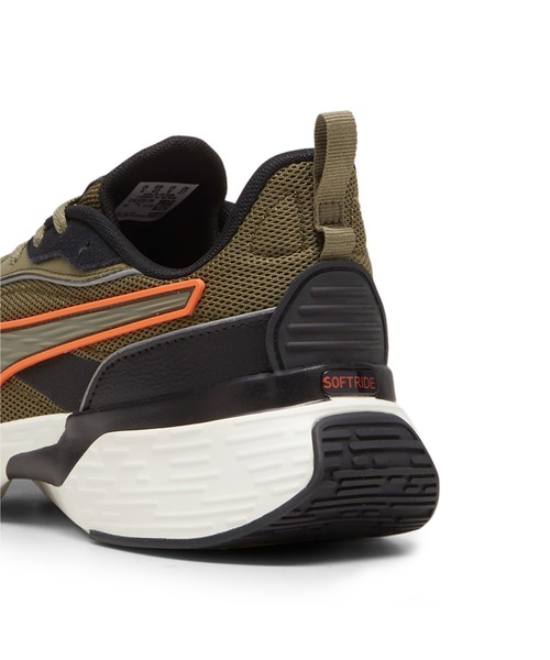 PUMA(プーマ)の「PUMA プーマ ユニセックス ソフトライド スウェイ チェイス ランニングシュ(スニーカー・メンズ・オリーブ/ブラック系その他・23.0cm/23.5cm/24.0cm/24.5cm/25.0cm/25.5cm/26.0cm/26.5cm/27.0cm/27.5cm/28.0cm/28.5cm/29.0cm/29.5cm/30.0cm/22.0cm)」の4枚目の写真