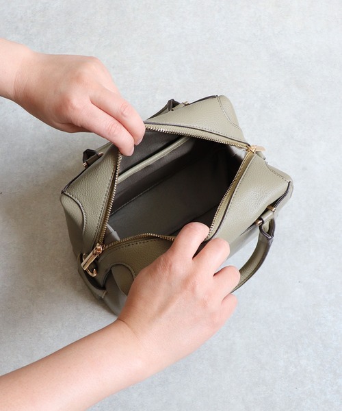 MIAN （ミアン）の「2wayミニボストンバッグ（ボストンバッグ・レディース・カーキ/ブラック/アイボリー/ブラウン・FREE）」の10枚目の写真