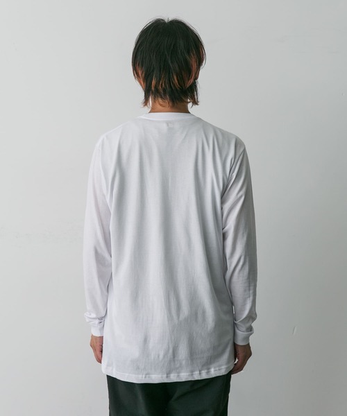 URBAN RESEARCH DOORS（アーバンリサーチドアーズ）の「『別注』Hanes×DOORS　2P DOORS Fit Long-Sleeve T-shirts2（Tシャツ/カットソー・メンズ・ホワイト・MEDIUM/LARGE/X-LARGE）」の17枚目の写真